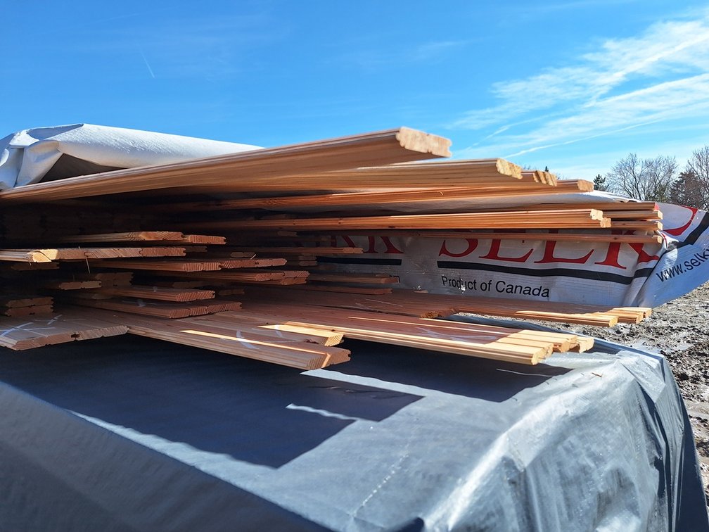 Hemlock 1"x4" Outs Beaded Ceiling KD, 6' to 10' Lengths, 1594 Linear Feet, 415 Sq. Ft.