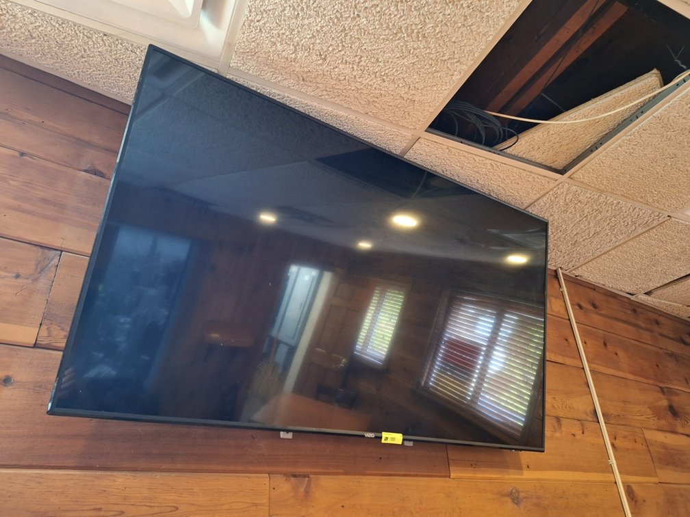 Vizio 65" Flat Screen TV with Wall Mount