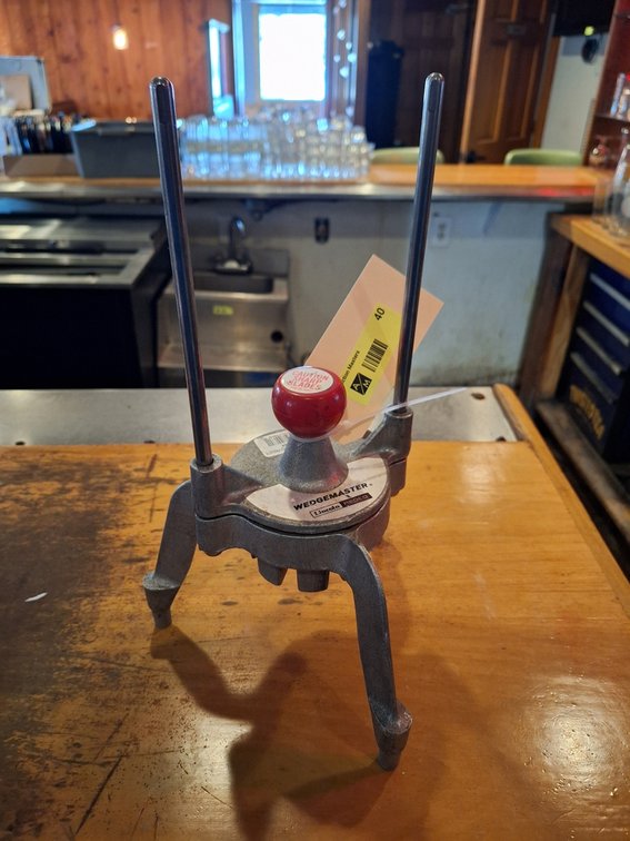 Wedgemaster Apple Slicer