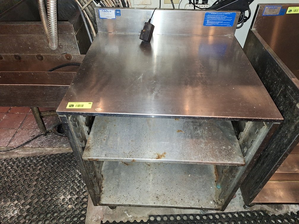 LaCrosse SS Underbar Cabinet/Table, 24"