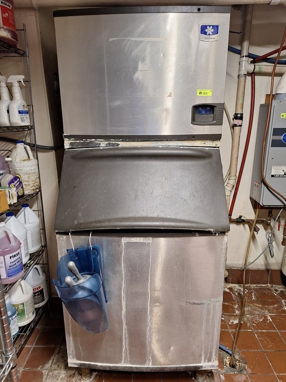 Manitowoc SS Ice Maker/Bin, 30"x33"x72"
