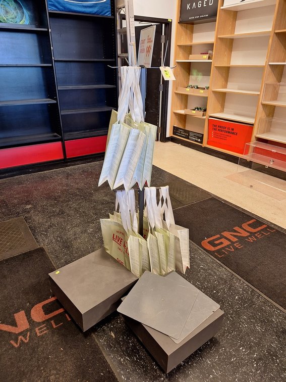 Adjustable Retail Rack