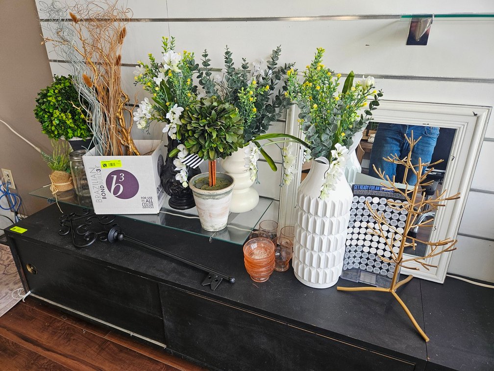 Assorted Decor