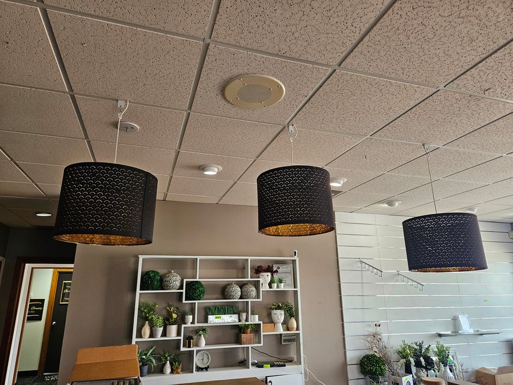 5 Hanging Light Fixtures, 13"x17" Dia.