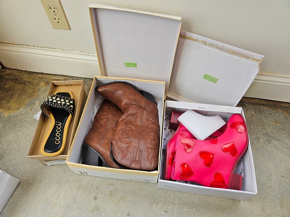 3 Pairs Shoes, Women's 10