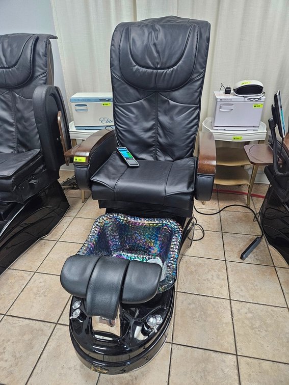 LaTulip Luxury Spa Pedicure Massage Chair, 1 PH
