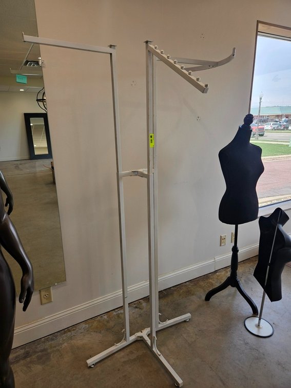 Retail Fixture