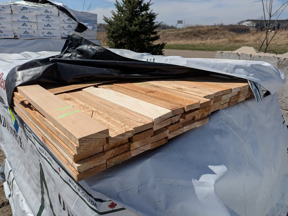 Western Red Cedar 1"x3" Utility S1S2E KD R/L, 6' Lengths, 444 Linear Feet