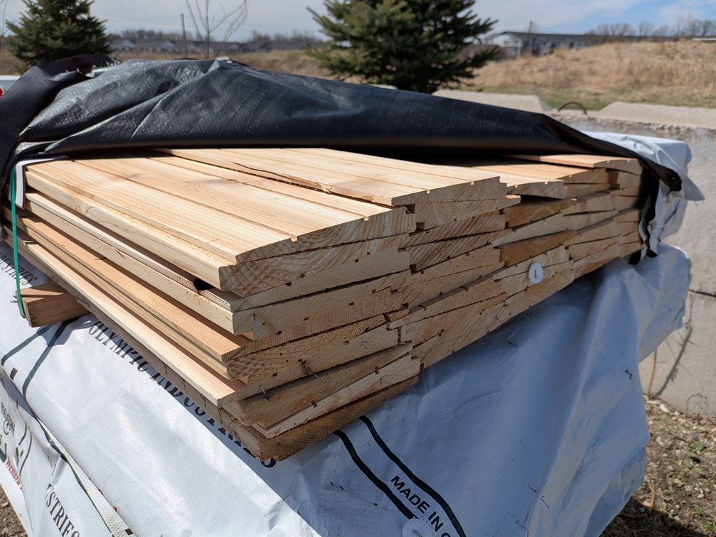 Western Red Cedar 1"x8" Utility Thick Butt Bevel KD R/L, 6' Lenths, 324 Linear Feet, 178 Sq. Ft.