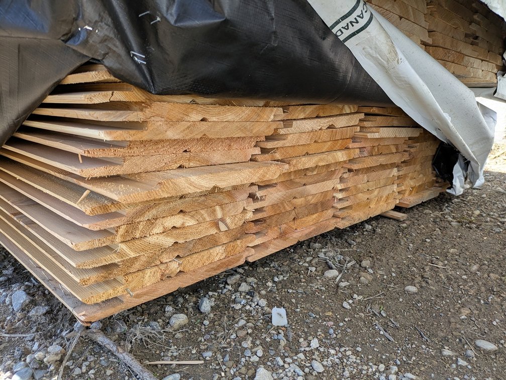 Cedar 3/4"x10" Bevel Select Tight Knot KD, 70 - 6' Lengths, 420 Linear Feet, 270 Sq. Ft.