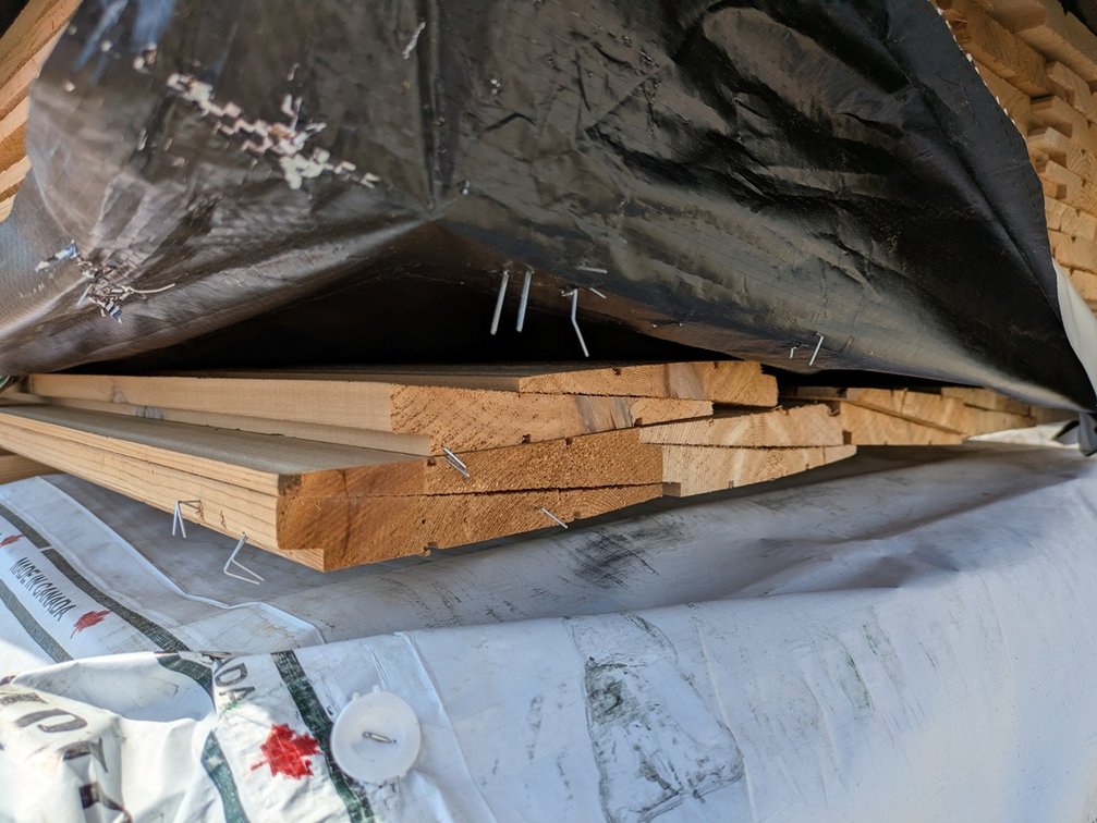 Western Red Cedar 1"x8" Utility Thick Butt Bevel KD R/L, 8' Lenths, 128 Linear Feet, 72 Sq. Ft.