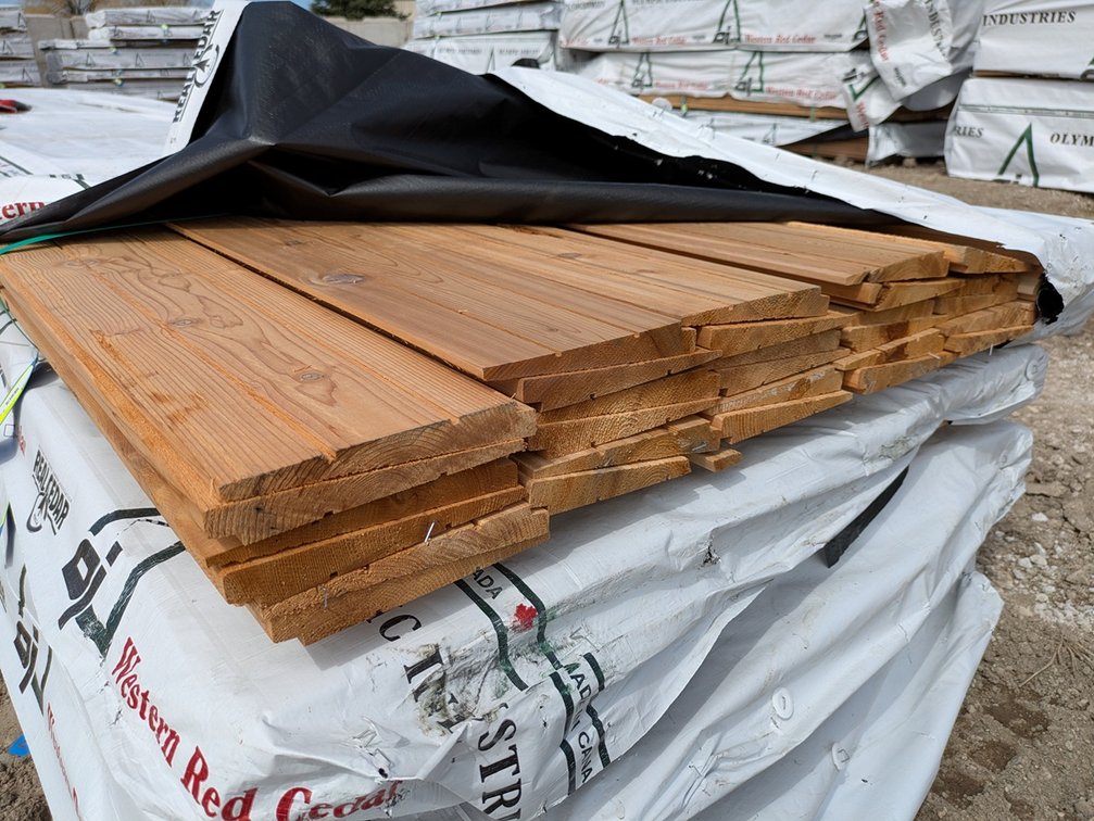 Western Red Cedar 1"x8" Utility Thick Butt Bevel KD R/L, 16' Lenths, 490 Linear Feet, 270 Sq. Ft.