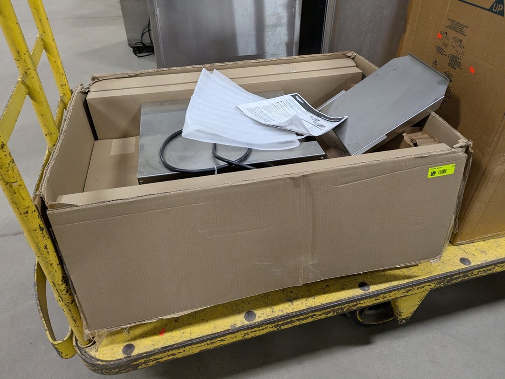 New Vollrath 40" Conveyor Sandwich Oven, Model: JBH2