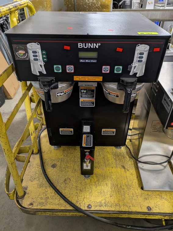 Bunn Coffee Maker, Model: Dual TFDBC