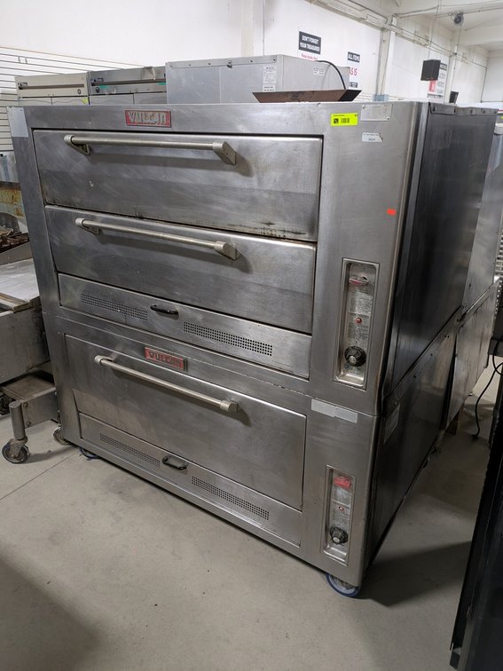 Vulcan Double Deck Pizza Oven on Wheels, Model 701641, Nat. Gas