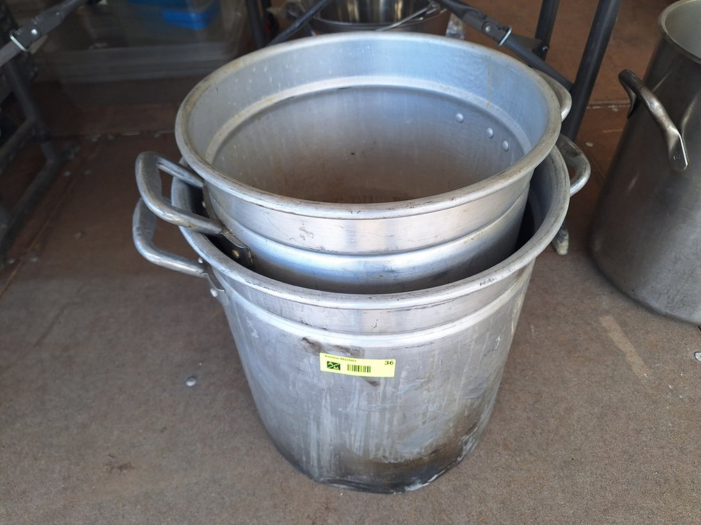 2 Deep Fryer Pots