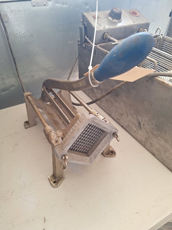 Commercial Potato Slicer