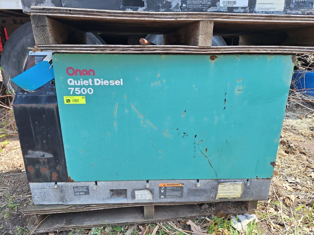 Cummins Onan Commercial Quiet 7500W Diesel Generator, Model: 7.5HDKAJ1151H, SN: E040640872