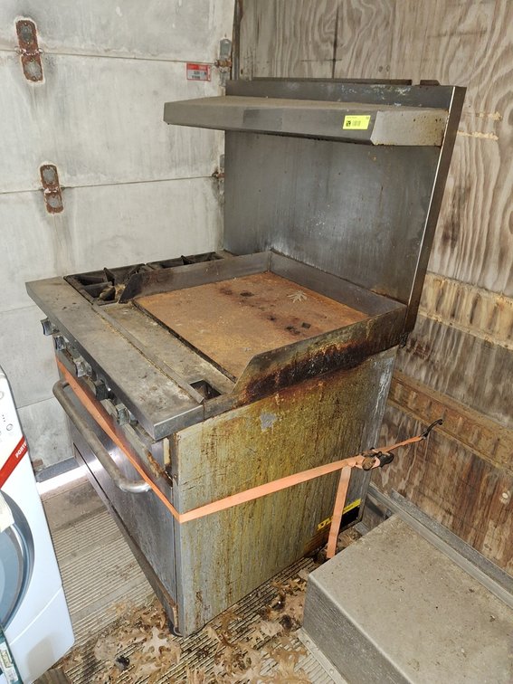 Patriot SS Commercial Gas 36" Range/ 24" Griddle and Oven on Wheels, Model: FMGR-3624G/NG