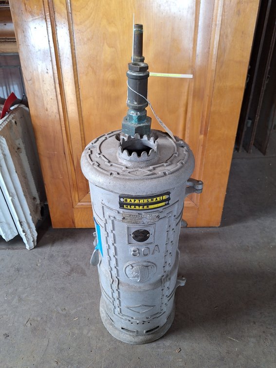 Vintage Little Giant Hotomatic #2 No. 80-U Water Heater