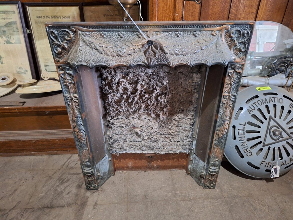 Decorative Metal Fireplace Insert, 24.5"x29.5"