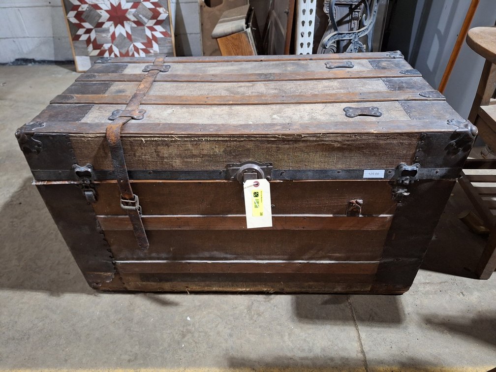 Vintage Wood Chest, 38"x21"x21"