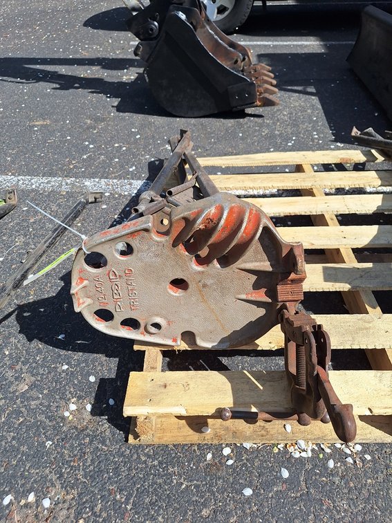 Ridgid 40A Portable TriStand