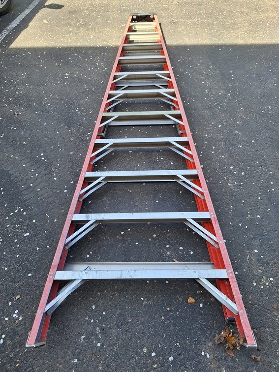 Werner 10" Fiberglass Ladder
