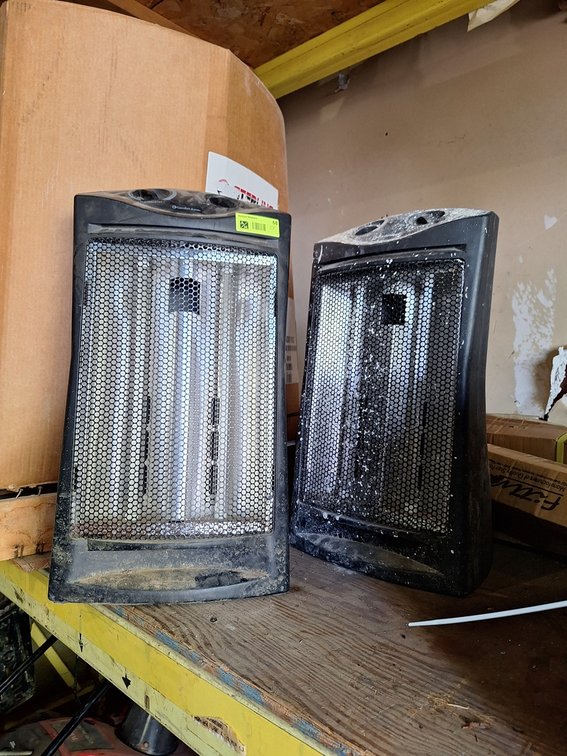 2 Comfort Zone Electric Heaters
