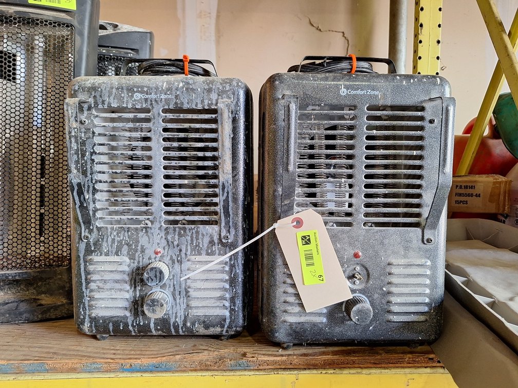 2 Portable Electric Heaters
