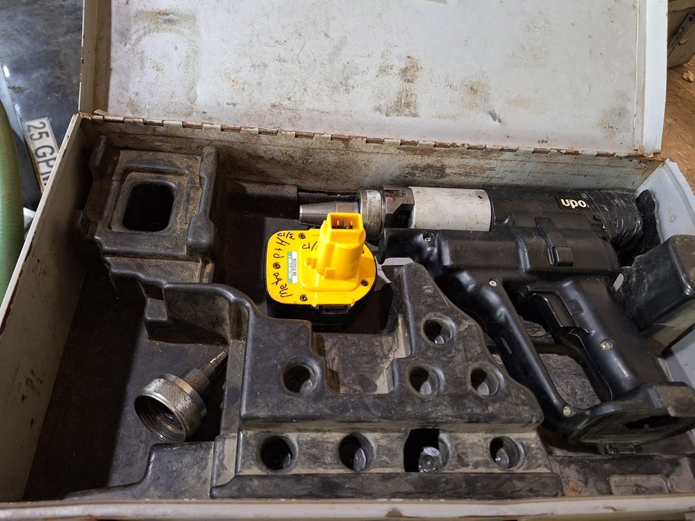 Wirsbo Pipe Fitting Tool with Box