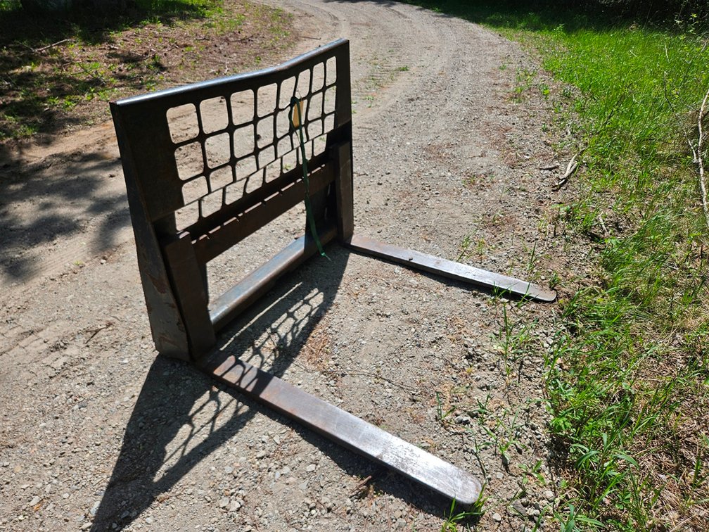 Fork Skid Attachment, 41" Forks