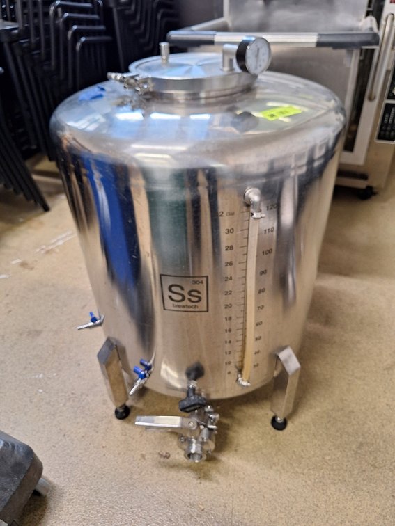 SS Brewtech 32 Gallon Brite Tank