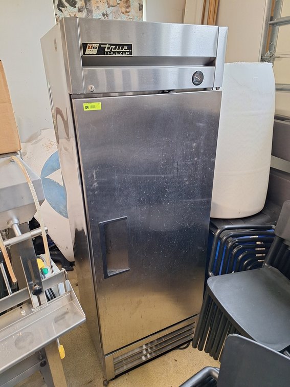 True 1 Door Freezer, Model T-19F, 115V, 27"x25"x75"