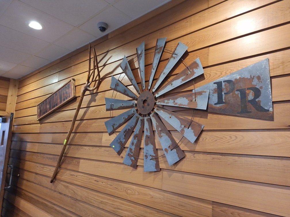 3 Assorted Wall Art