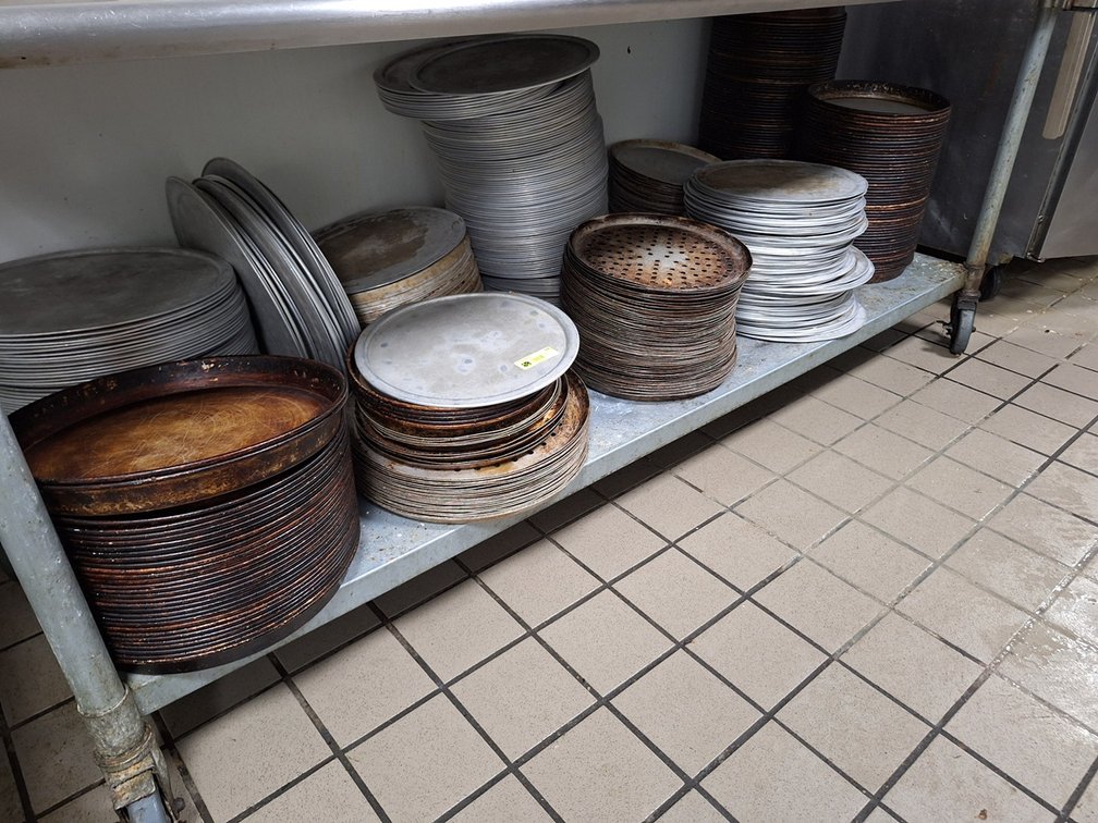 Assorted Pizza Pans and Trays