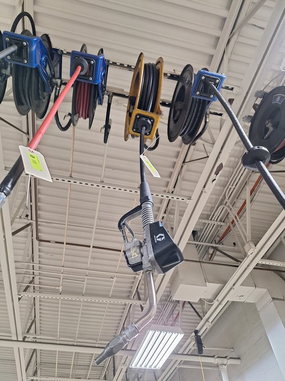 Graco Oil Hose Reel with Hose and Gun