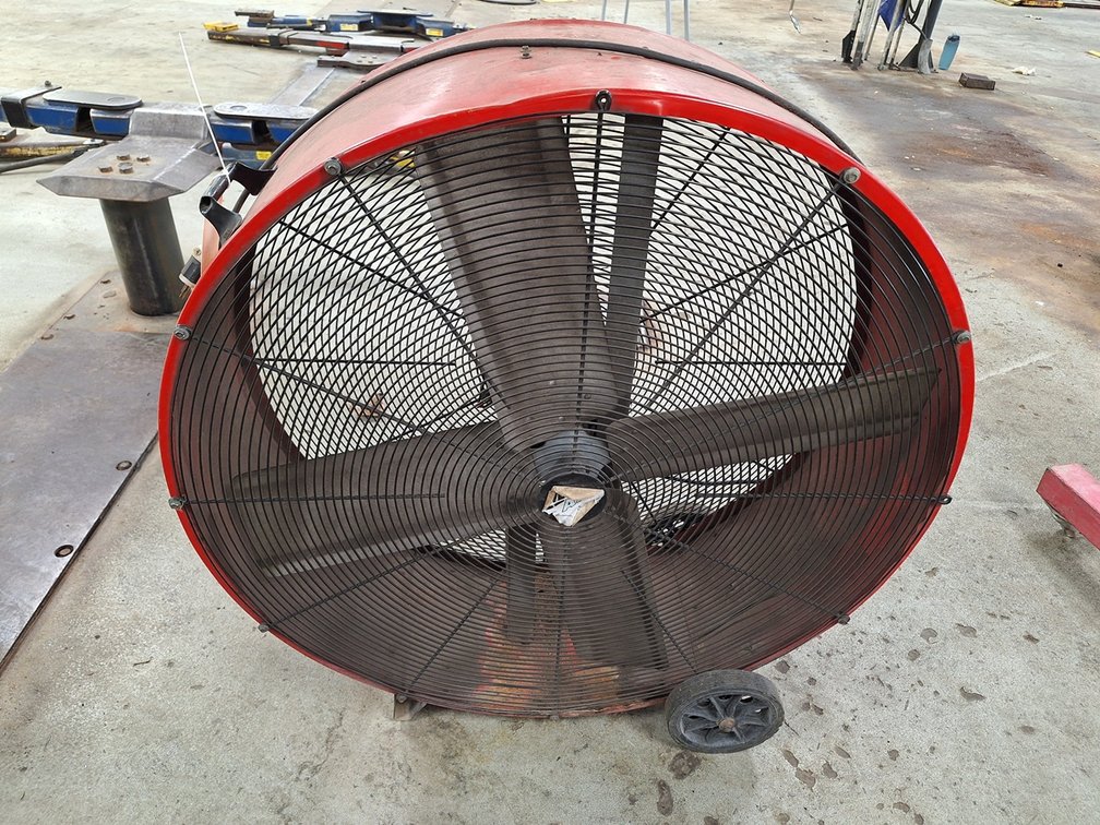 MAXX Air 38" Barrel Fan on Wheels