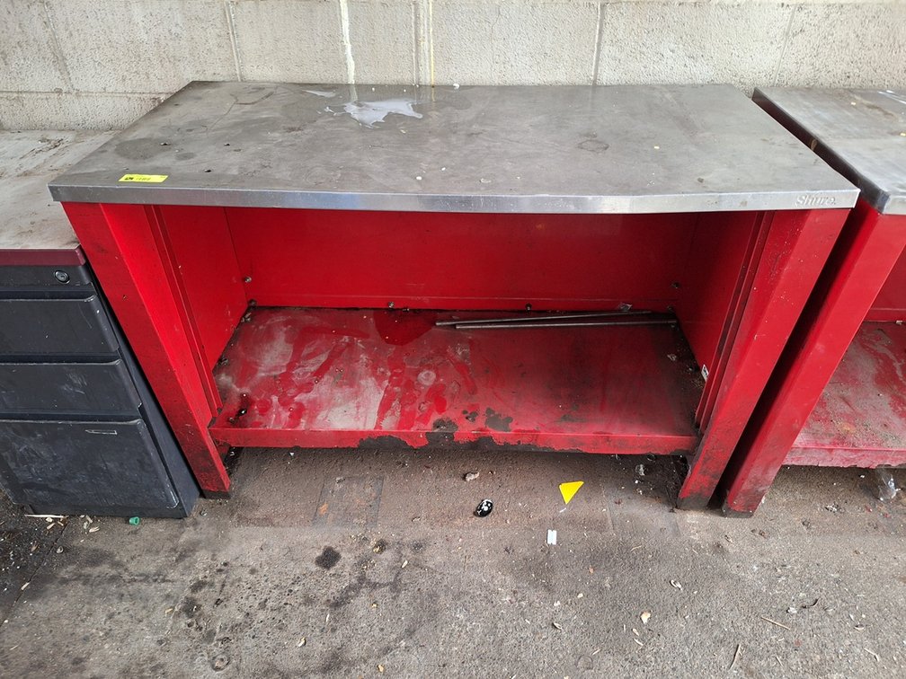 Metal Workbench, 48"x25"x34"