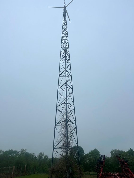 Jacobs Model 29-20 Wind Turbine with Tower, Copper Cable and Related.