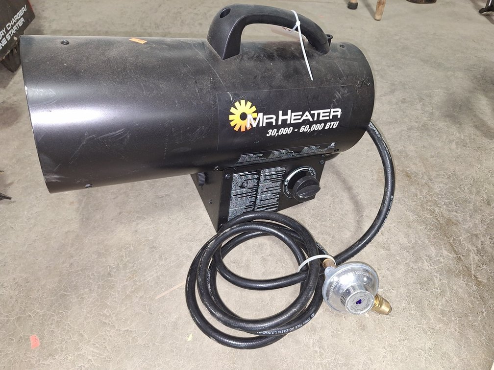 Mr. Heater Electric, 60, 000BTU, 18"x8"x14"