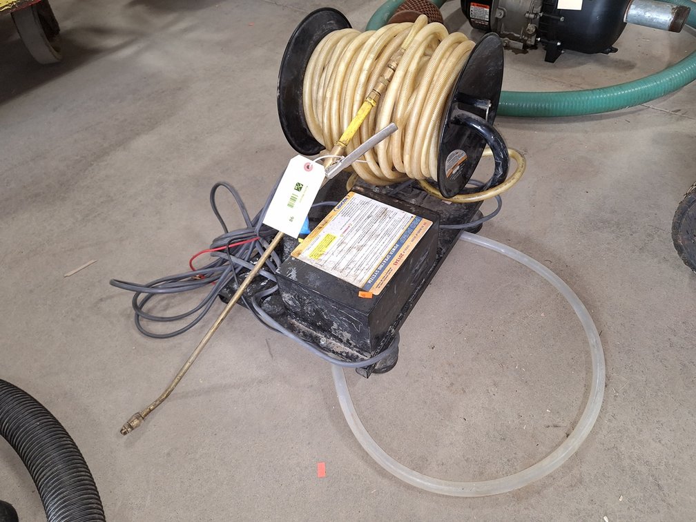 Wagman Pro Pump Power Spraying System, 12V, Model 00200, 18"x12"x14"