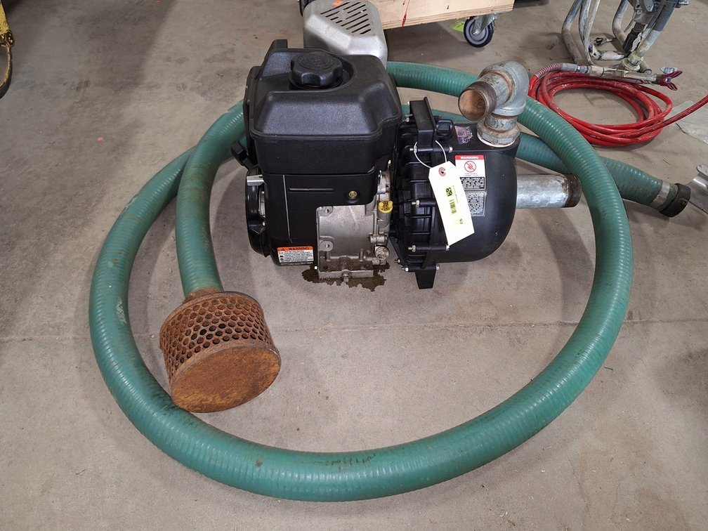 Briggs and Stratten Industrial Water Pump with Hose, 5.5HP, Gas Powered, 24"x16"x14"