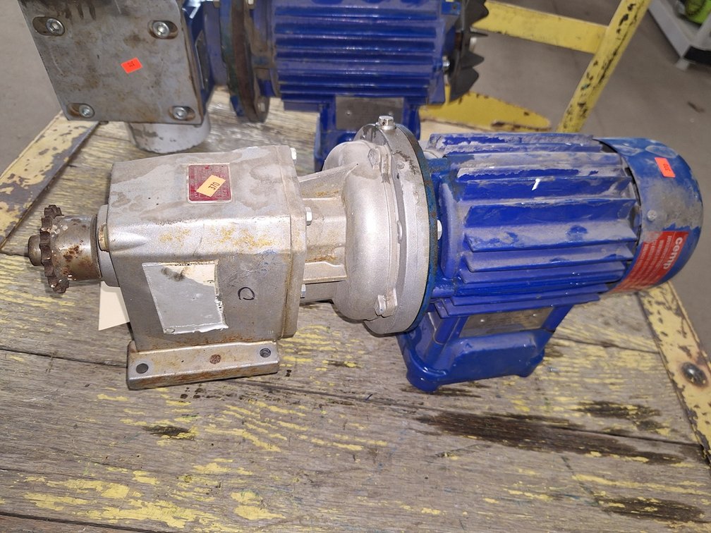 Cemp Industrial Electric Motor and Gear Box Unit, 230V, Model AB75, 19"x8"x9"