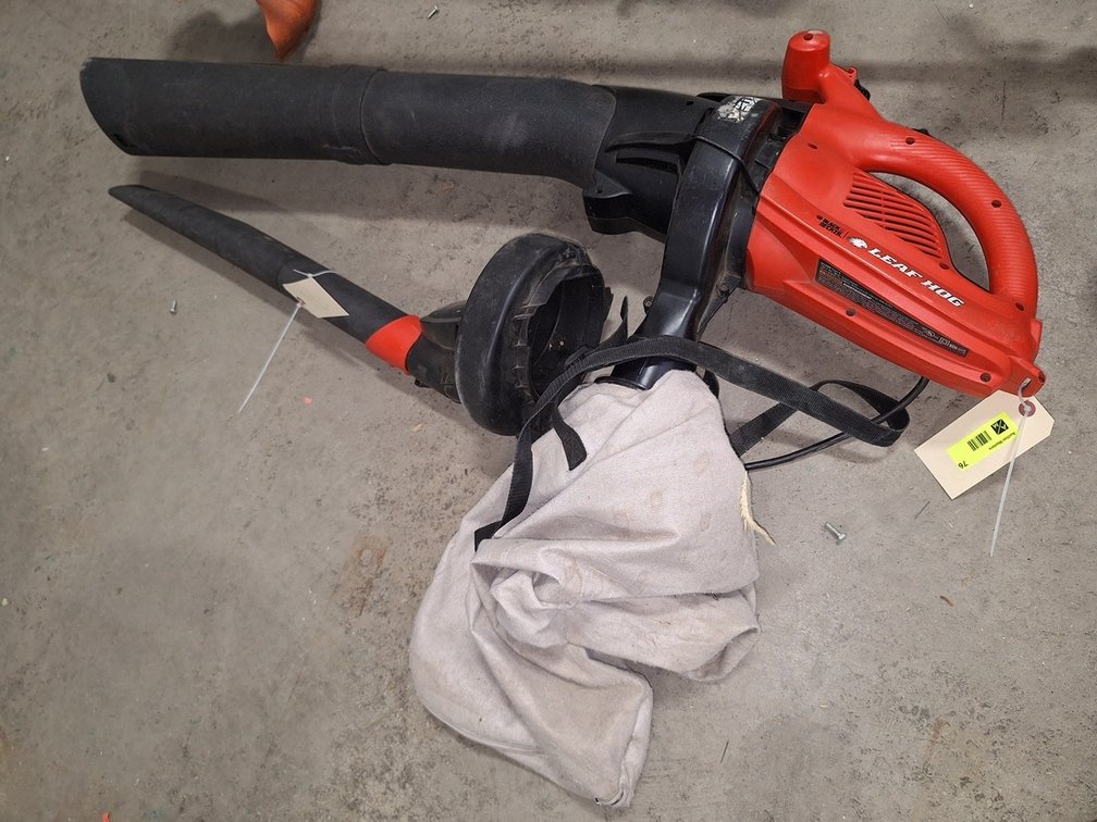 Black & Decker Electric Leaf Hog Blower and Vacuum with More, Model BU2500