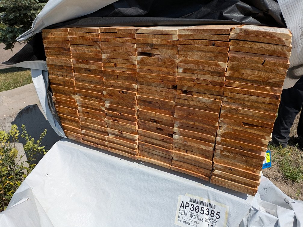 Cedar 1x8, 216 pieces, 6' lengths, 1296 linear ft