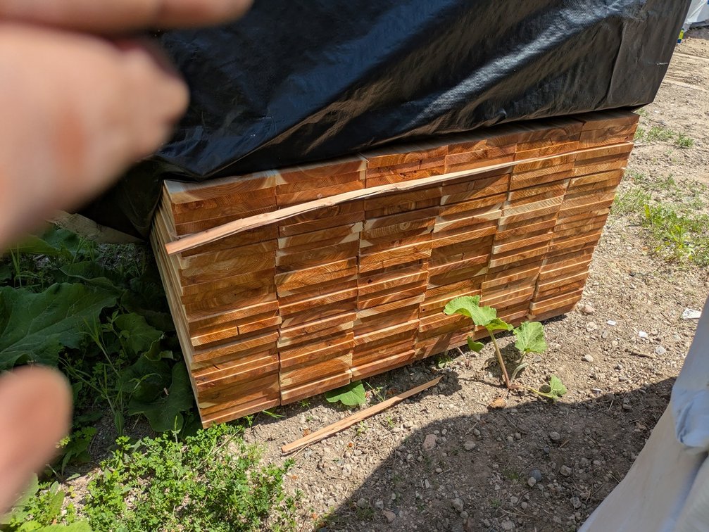 Cedar Fence, 7/8x8, 168 pieces, 6' lengths, 1008 linear ft