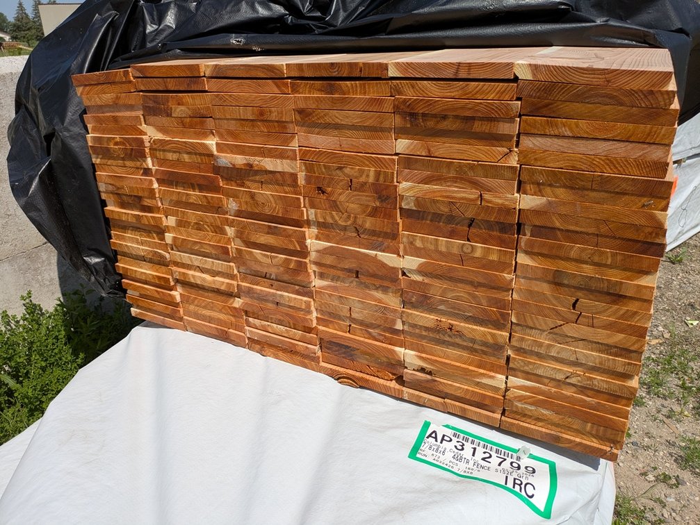 Cedar Fence, 7/8x8, 168 pieces, 6' lengths, 1008 linear ft