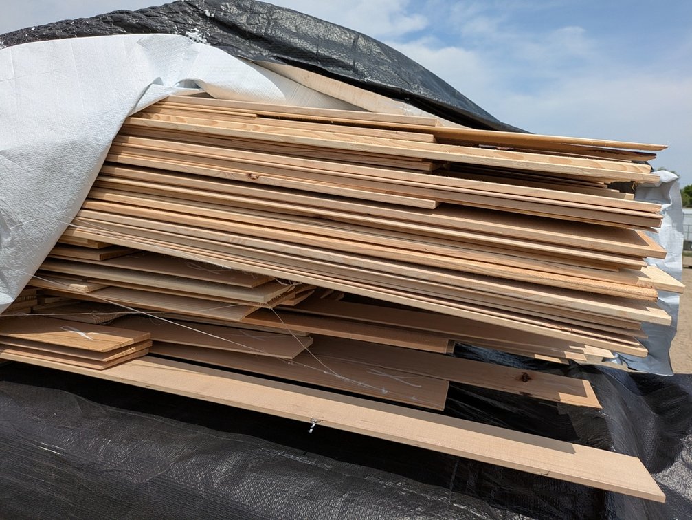 Hemlock Kiln Dried Bevel Siding, OUTS Grade, 1x6, 267 - 6' lengths, 43 - 7' lengths, 34 - 8' lengths, 51 - 9' lengths, 99 - 10' lengths, 3624 linear ft, 1472 sq ft