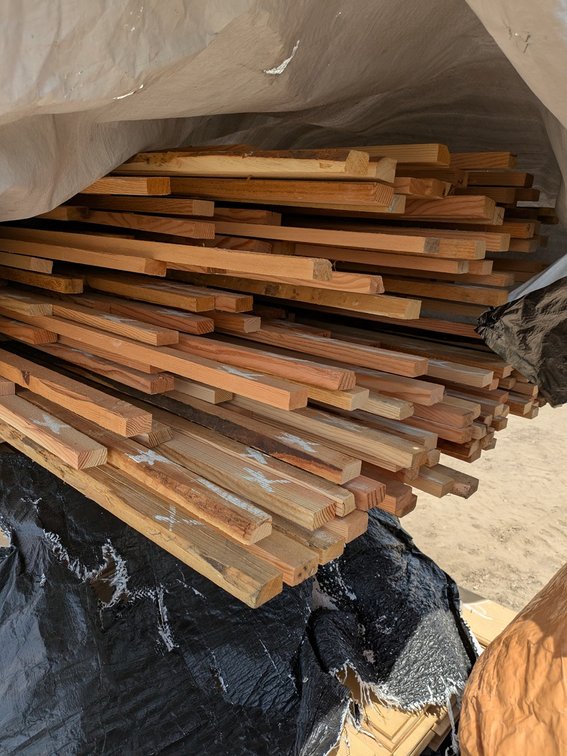 Douglas Fir RGH Kiln Dried Full Sawn, OUTS Grade, 1x2, 164 - 6' lengths, 85 - 7' lengths, 133 - 8' lengths, 68 - 9' lengths, 100 - 10' lengths, 4255 linear ft